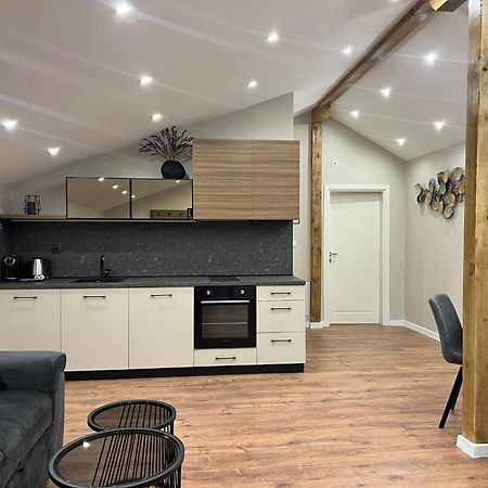 Хотел Vip Apart House Plevna Kültér fotó