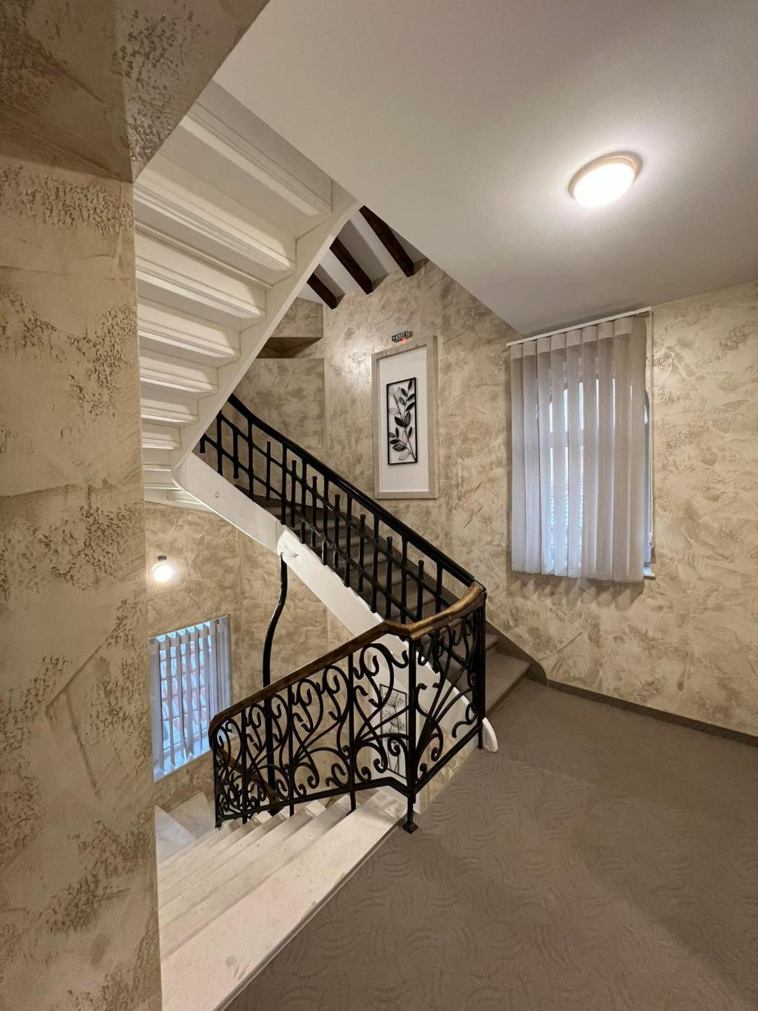 Хотел Vip Apart House Plevna Kültér fotó