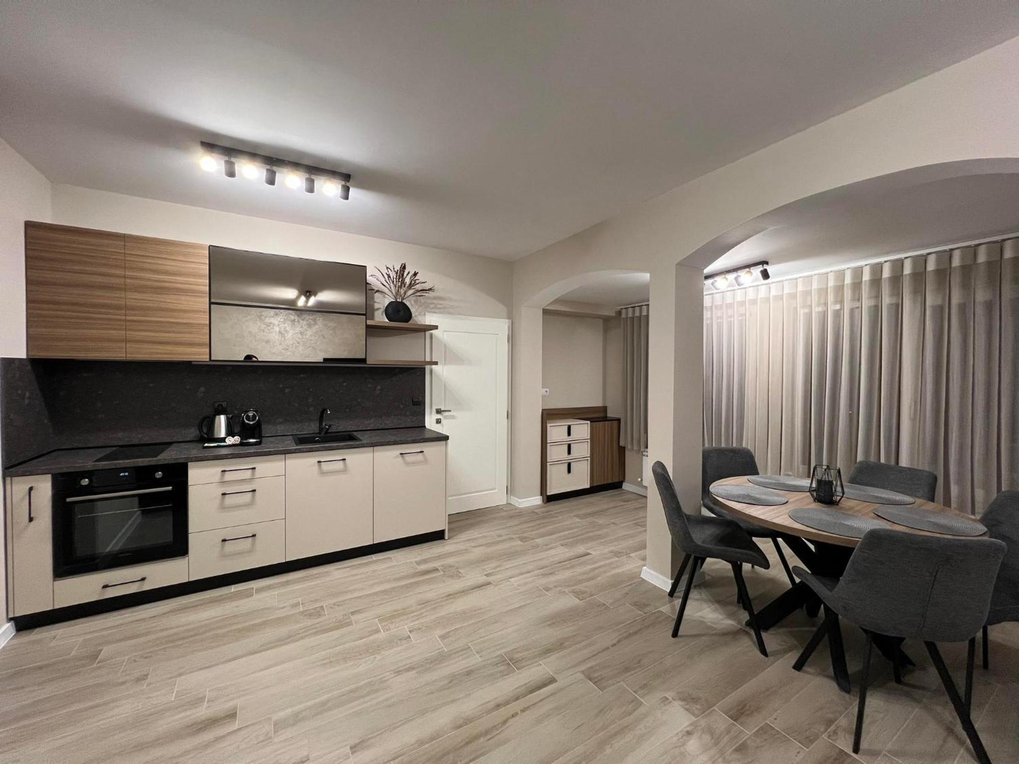 Хотел Vip Apart House Plevna Kültér fotó