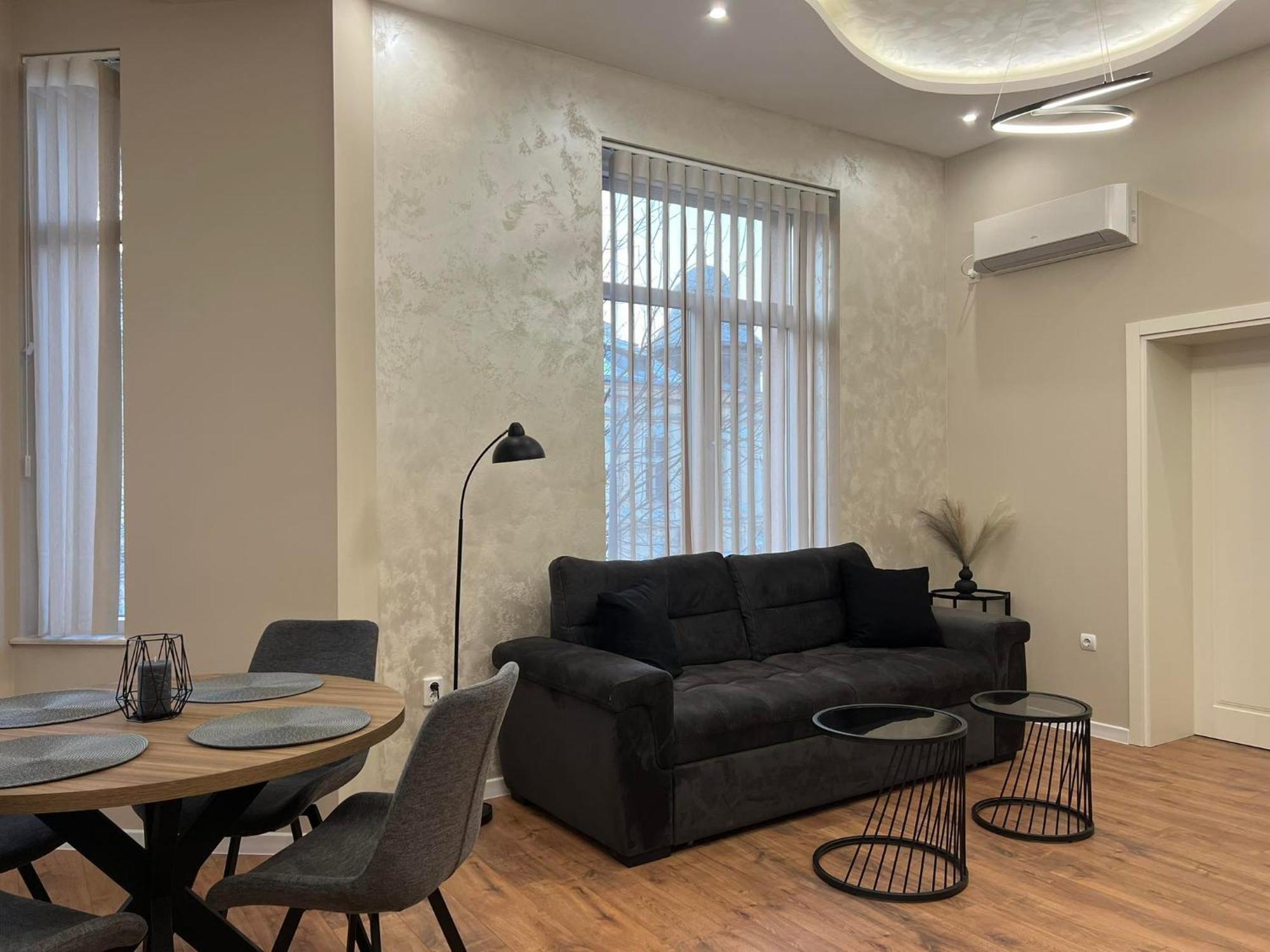 Хотел Vip Apart House Plevna Kültér fotó
