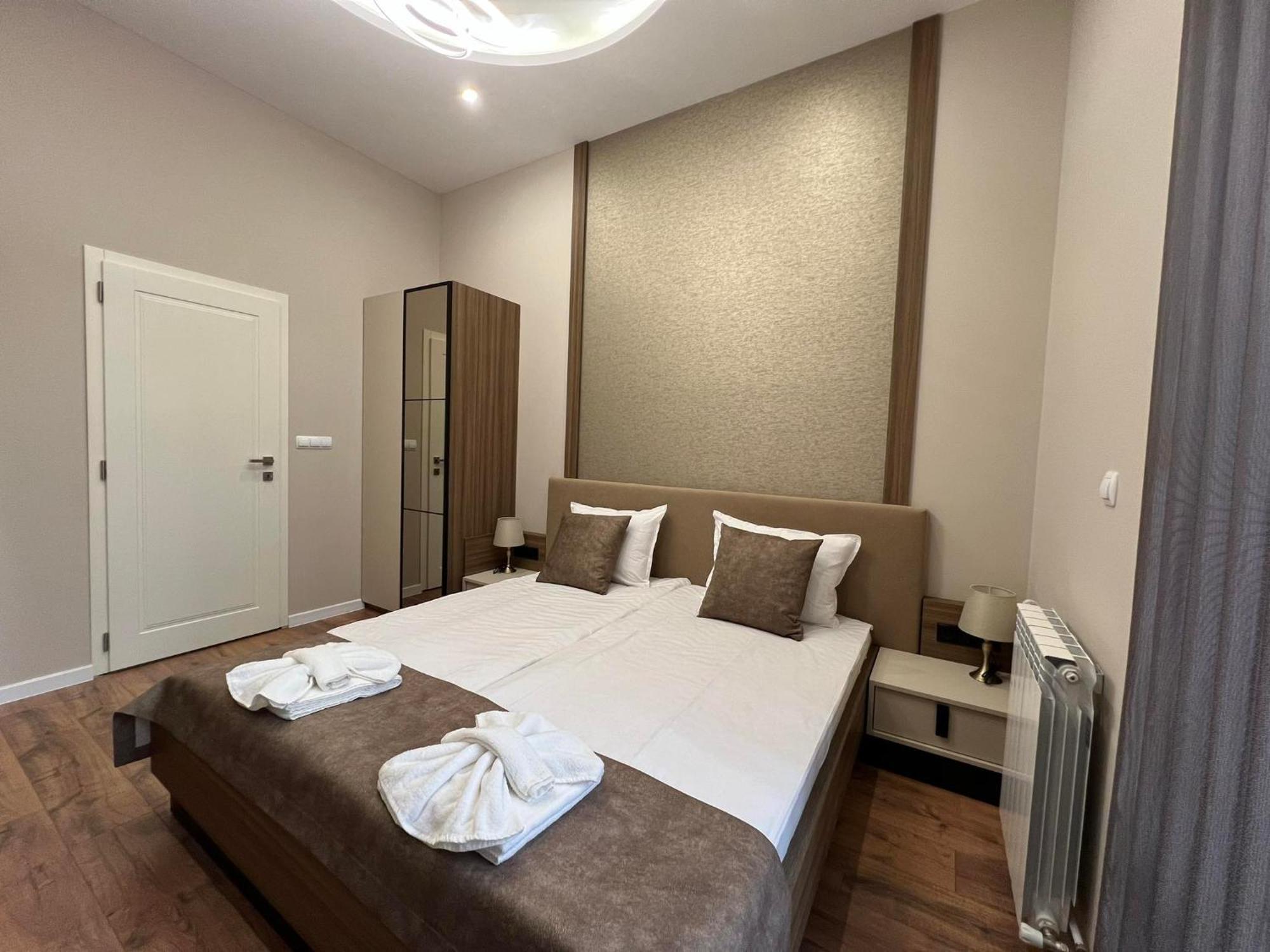 Хотел Vip Apart House Plevna Kültér fotó